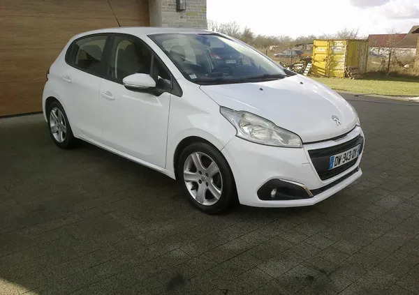 samochody osobowe Peugeot 208 cena 22900 przebieg: 148000, rok produkcji 2015 z Góra